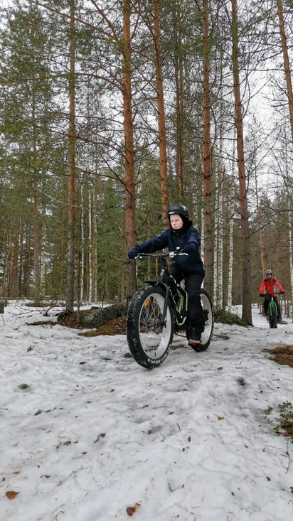 Vuokravälineet