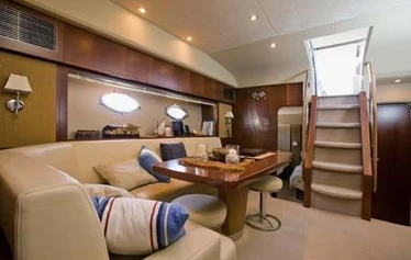 Moottoriveily Helsinki - Synttärit tai polttarit merellä