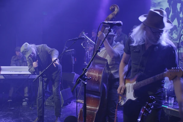 Tuomari Nurmio - 13 kylmää laulua