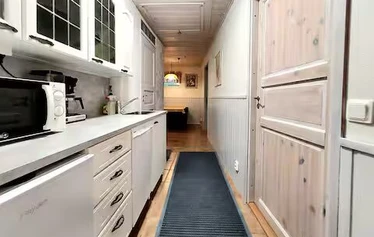 Tallitalo - Apartment Garage House - Kahden-kolmen makuuhuoneen tilava huoneisto