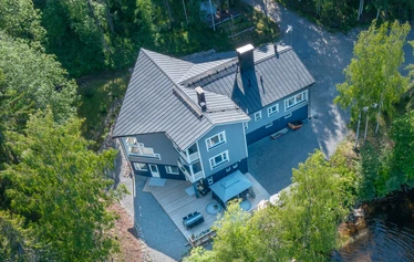 Vilpola - Huvila sijaitsee Pohjois-Niiniveden rannalla.