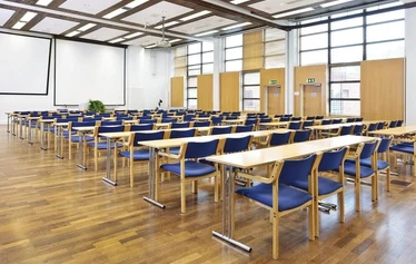 Hotelli Nuuksio - Ilmakuvassa Hotelli Nuuksio ja Nuuksion kansallispuisto