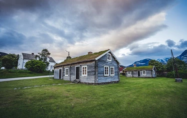 The village of Skibotn is on the shore of Lyngenfjord, 50 km / 31 miles from Kilpisjärvi.
