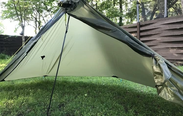 Huom! Kuvassa tarpin sisällä Serenity NetTent hyönteisverkko