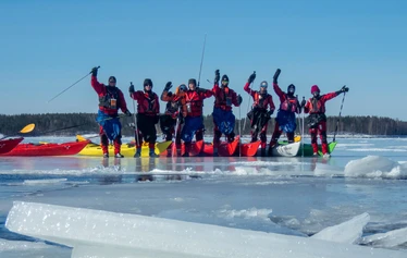 Arctic kayaking course