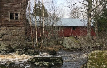 Hauhia Mill photo taken from the rapids side - Hauhian Mylly