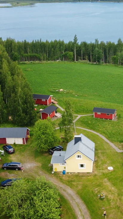 Tietoa meistä