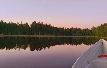 Tentsilestä on hyvät maisemat järvelle