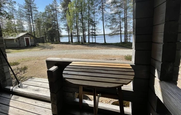 Terassi - Näkymä Hillan terassilta rantaan. 