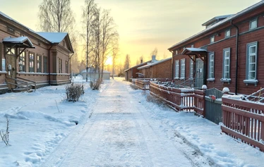 Persoonallisia studioita kahdelle on 7 kpl, tässä Lintu, huone nro 1. - Lintu- huoneeseen mahtuu helposti kolmas majoittuja vuodesängylle.