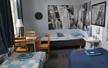 Hostellihuone 101 - New York-huone 1-3 hlöä