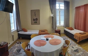 Ein Zimmer fur 2-3 person
