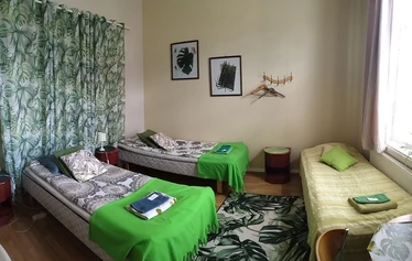 Ein Zimmer fur 2-3 person