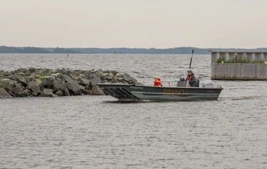 Turvallinen vene kahdeksan hengen seurueille