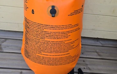 Uintipoiju, edestä - Oranssi Crivit uintipoiju, 17l