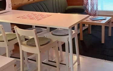 Mökkejä yhteensä 8 kpl