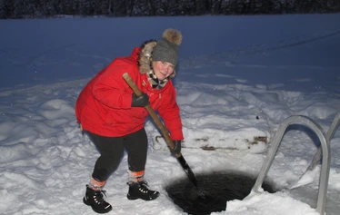 Sauna-Mama Arja odottaa Sinua saunomaan!