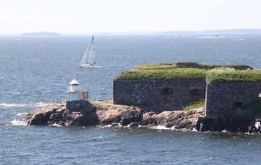 Old rusty Russian coastal cannon in Suomenlinna fortress