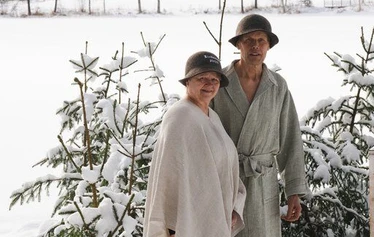 Kinkamon pirtti, smoke sauna - The smoke sauna warms up on a summer day

Kaisu-Leena Pekkanen