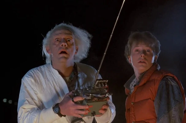 PALUU TULEVAISUUTEEN 40-VUOTISJUHLAJULKAISU