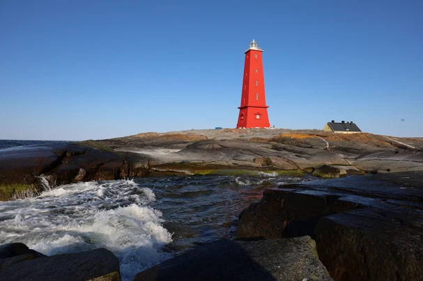 MAJAKKASEURAN SYYSKIERTUE: AHVENANMAA-ELOKUVA