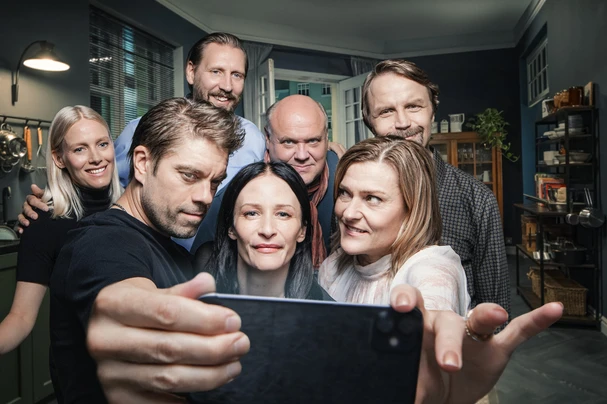 Täydelliset vieraat -ennakkonäytös