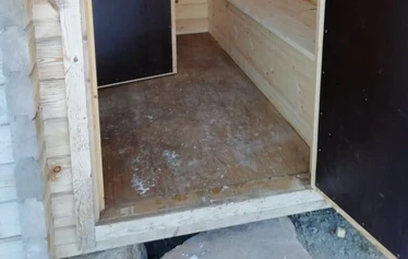 Pieni Sääksjärvi, vuokratupa, puuliiteri ja ulkokäymälä -