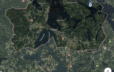 Muikkuniementie 54, Kalkkinen - Etelän suunnasta autolla tullessa joutuu tulemaan siltojen yli:
-Karisalmen silta sekä muut Pulkkilanharjun sillat
-Kalkkisten silta
-Tähtiniemen silta

