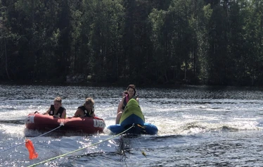 Virkistyspäivä tuo laiturille vilskettä