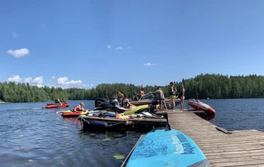 Virkistyspäivä tuo laiturille vilskettä