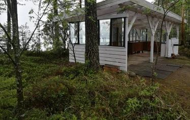 Kalastajan paratiisi - näköalat järvelle päätalon terassilta - Kalastajan paratiisi sijaitsee omalla, rauhallisella niemellä ja sieltä on upeat näköalat Puruvedelle. Kesälahti, Kitee