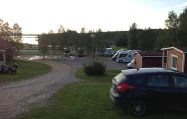 Caravan places - Lomamaja Pekonen camp site offers caravan places with electiricty.