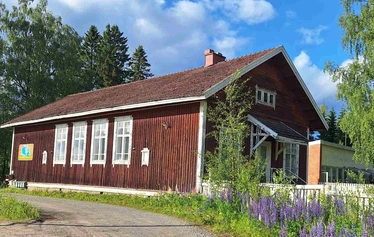 Lappetelän koulu.  Kuva: Kalevi Kahelin.