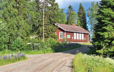 Lappetelän koulu.  Kuva: Kalevi Kahelin.
