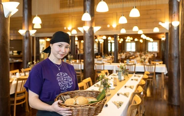 Metsäkartano, Rautavaara: hyvää ruokaa, hyvässä seurassa - takkatulen loimussa