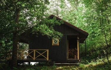 Lammaskallio Tila, rantasauna, Metsänautti - Lammaskallio Tila rantasauna Tuusulanjärven rannalla, Tuusula