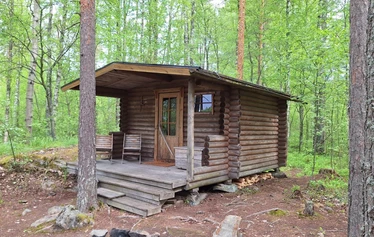 Mökki 4 Mettäpöyröö