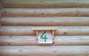 Mökki 4 Mettäpöyröö