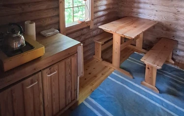 Mökki 4 Mettäpöyröö