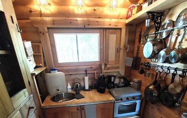 Arctic lakeside holiday cottage near Ivalo - Minna-Carita's