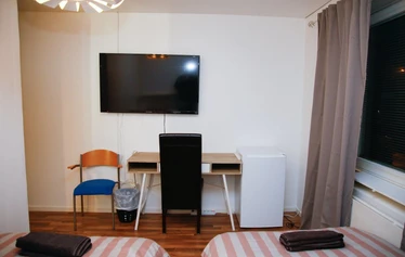 Double room with private bathroom