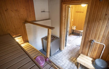 Myllyjärven mökki sijaitsee Raaseporin Fiskarissa, asumattoman Myllyjärven rannalla.