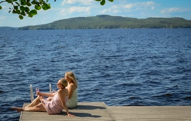 Perinnesauna odottaa saunojia.