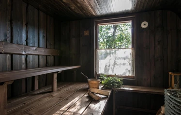 Private sauna by the lake