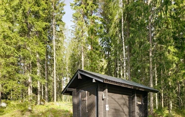 Ahdinkämppä - Ahdinkämppä on vuokramökki Hämeenlinnassa, Evon retkeilyalueella, Niemisjärven rannalla. Ahdinkämppä on erämökki tyylinen majoitus joka sopii etenkin kalastajille ja retkeilijöille.
