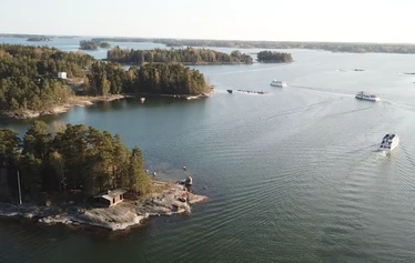 Royal Line tilausristeilyt - Risteilyt ja opastukset Espoon merialueen saariin