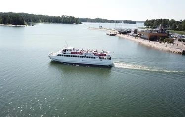 Royal Line tilausristeilyt - Risteilyt ja opastukset Espoon merialueen saariin