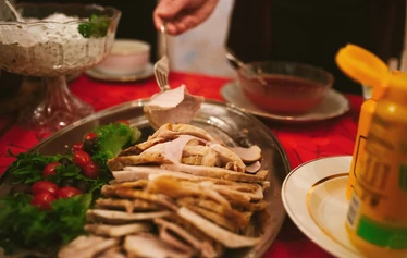 Majatalon Joulupöytä - Perinteiset jouluherkut valmistuvat isoäitien resepteillä