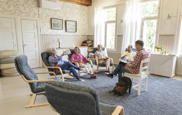 Juhlasali - Kokoustila 30 hengelle