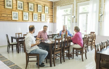 Juhlasali - Avara työtila 30 hengelle